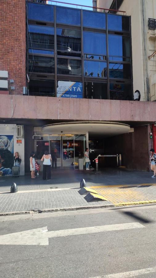 Appartamento Depto. Corrientes 820, A Metros Del Obelisco Buenos Aires Esterno foto